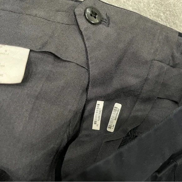 Burberry London navy blue pleated front pants size 36 x 28.5 stretch slacks - Picture 5 of 10